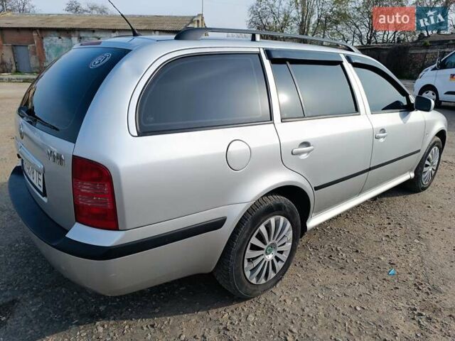 Серый Шкода Октавия, объемом двигателя 1.98 л и пробегом 210 тыс. км за 3900 $, фото 5 на Automoto.ua