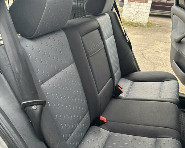 Серый Шкода Октавия, объемом двигателя 1.6 л и пробегом 305 тыс. км за 4500 $, фото 28 на Automoto.ua