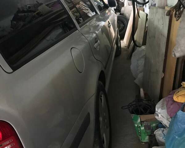 Серый Шкода Октавия, объемом двигателя 1.6 л и пробегом 223 тыс. км за 3900 $, фото 12 на Automoto.ua