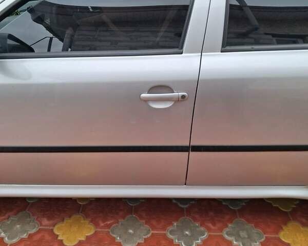 Серый Шкода Октавия, объемом двигателя 2 л и пробегом 169 тыс. км за 4200 $, фото 2 на Automoto.ua