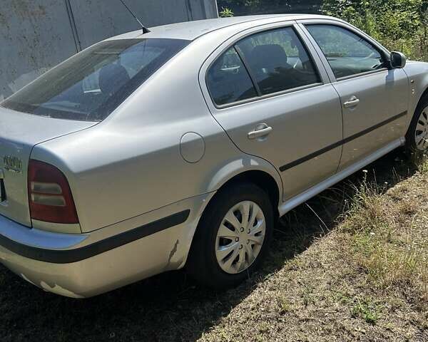 Серый Шкода Октавия, объемом двигателя 1.9 л и пробегом 245 тыс. км за 3602 $, фото 1 на Automoto.ua