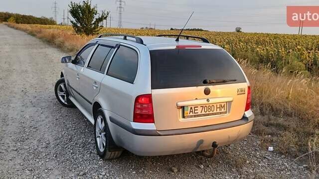 Сірий Шкода Октавія, об'ємом двигуна 1.78 л та пробігом 365 тис. км за 5200 $, фото 1 на Automoto.ua