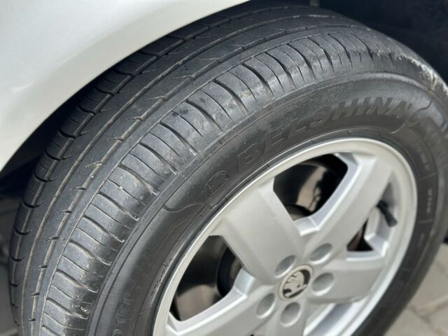 Шкода Октавия 2001 в Одессе на Automoto.ua Серый Шкода Октавия, объемом двигателя 1.8 л и пробегом 296 тыс. км за 4950 $, фото 6 на Automoto.ua