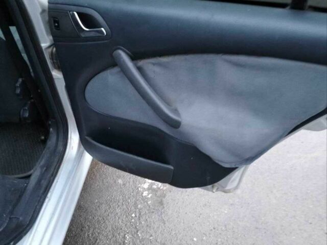 Серый Шкода Октавия, объемом двигателя 2 л и пробегом 257 тыс. км за 4000 $, фото 8 на Automoto.ua