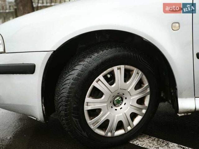 Сірий Шкода Октавія, об'ємом двигуна 1.6 л та пробігом 279 тис. км за 3100 $, фото 12 на Automoto.ua