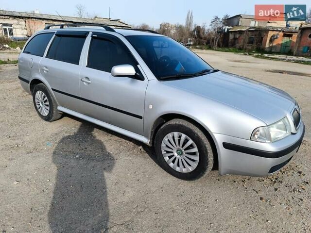 Серый Шкода Октавия, объемом двигателя 1.98 л и пробегом 210 тыс. км за 3900 $, фото 6 на Automoto.ua