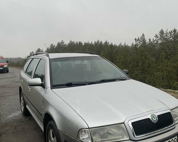 Серый Шкода Октавия, объемом двигателя 1.9 л и пробегом 351 тыс. км за 2250 $, фото 5 на Automoto.ua