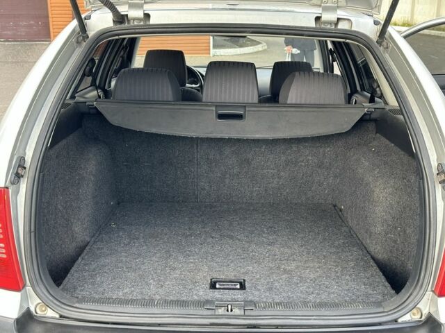 Шкода Октавия 2001 в Одессе на Automoto.ua Серый Шкода Октавия, объемом двигателя 1.8 л и пробегом 296 тыс. км за 4950 $, фото 4 на Automoto.ua