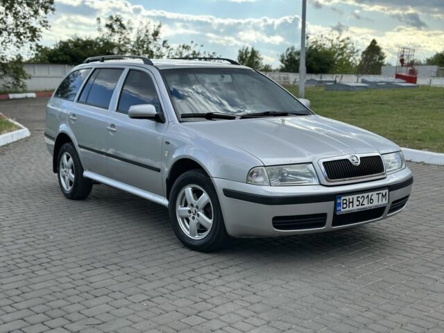 Шкода Октавия 2001 в Одессе на Automoto.ua Серый Шкода Октавия, объемом двигателя 1.8 л и пробегом 296 тыс. км за 4950 $, фото 1 на Automoto.ua
