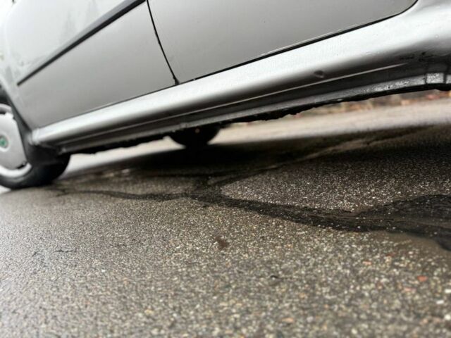 Серый Шкода Октавия, объемом двигателя 1.9 л и пробегом 300 тыс. км за 2250 $, фото 9 на Automoto.ua