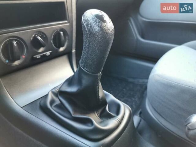 Серый Шкода Октавия, объемом двигателя 1.6 л и пробегом 236 тыс. км за 5300 $, фото 39 на Automoto.ua