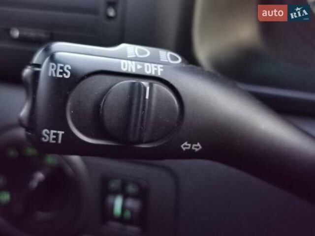 Серый Шкода Октавия, объемом двигателя 1.6 л и пробегом 236 тыс. км за 5300 $, фото 32 на Automoto.ua