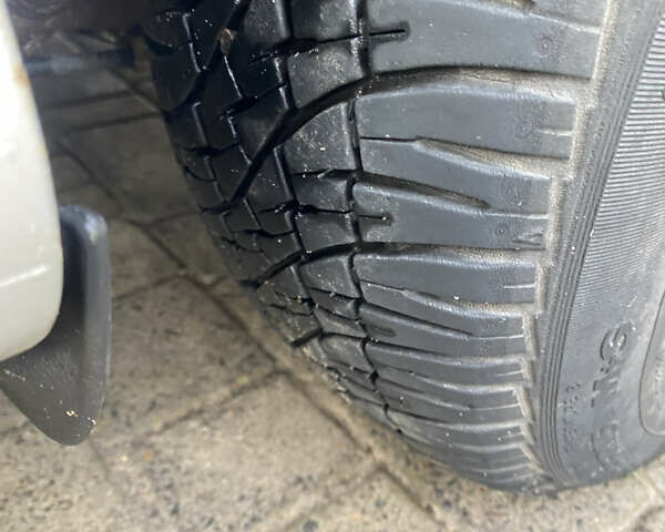 Серый Шкода Октавия, объемом двигателя 1.9 л и пробегом 229 тыс. км за 3000 $, фото 9 на Automoto.ua