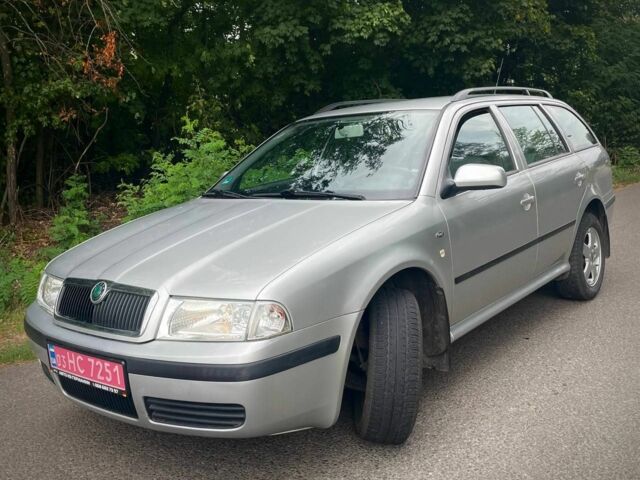 Серый Шкода Октавия, объемом двигателя 1 л и пробегом 253 тыс. км за 4401 $, фото 1 на Automoto.ua