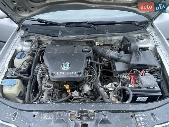 Серый Шкода Октавия, объемом двигателя 1.6 л и пробегом 300 тыс. км за 3350 $, фото 19 на Automoto.ua