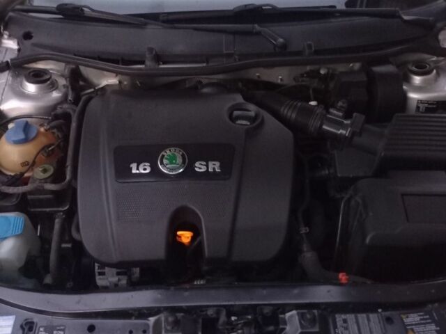 Серый Шкода Октавия, объемом двигателя 1 л и пробегом 253 тыс. км за 4401 $, фото 15 на Automoto.ua