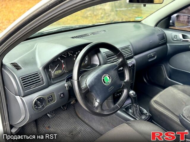 Серый Шкода Октавия, объемом двигателя 2 л и пробегом 265 тыс. км за 3900 $, фото 8 на Automoto.ua