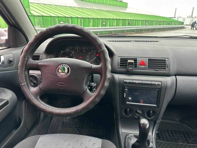 Серый Шкода Октавия, объемом двигателя 0 л и пробегом 347 тыс. км за 4690 $, фото 13 на Automoto.ua