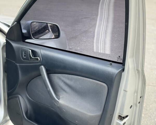 Серый Шкода Октавия, объемом двигателя 2 л и пробегом 300 тыс. км за 3999 $, фото 16 на Automoto.ua