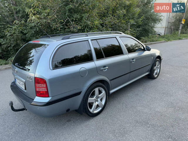 Шкода Октавія 2002 у Хмельницькому на Automoto.ua Сірий Шкода Октавія, об'ємом двигуна 1.8 л та пробігом 292 тис. км за 5800 $, фото 1 на Automoto.ua