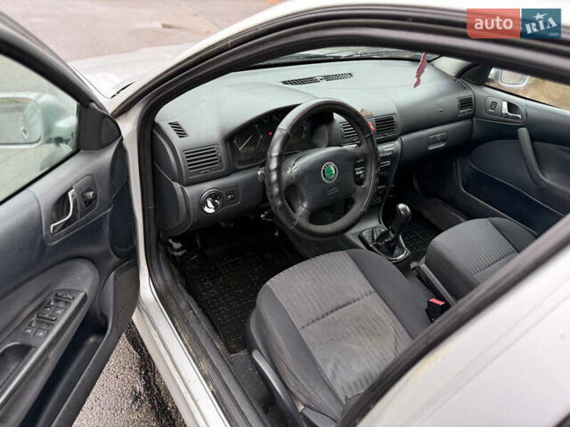 Серый Шкода Октавия, объемом двигателя 1.9 л и пробегом 300 тыс. км за 2250 $, фото 10 на Automoto.ua