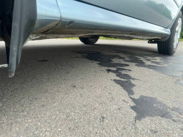 Серый Шкода Октавия, объемом двигателя 1.6 л и пробегом 278 тыс. км за 3950 $, фото 18 на Automoto.ua