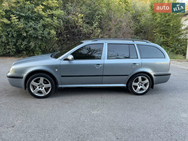Шкода Октавія 2002 у Хмельницькому на Automoto.ua Сірий Шкода Октавія, об'ємом двигуна 1.8 л та пробігом 292 тис. км за 5800 $, фото 4 на Automoto.ua