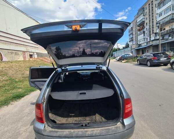 Сірий Шкода Октавія, об'ємом двигуна 1.6 л та пробігом 270 тис. км за 5000 $, фото 3 на Automoto.ua