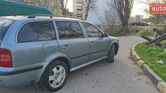 Серый Шкода Октавия, объемом двигателя 1.6 л и пробегом 249 тыс. км за 4750 $, фото 4 на Automoto.ua
