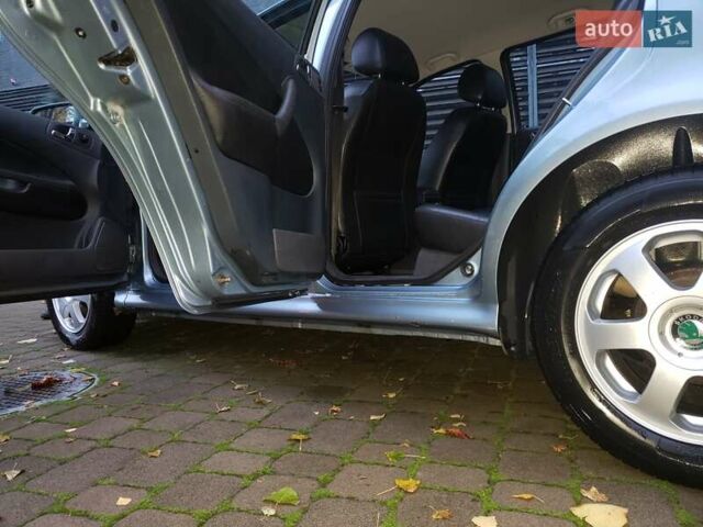 Сірий Шкода Октавія, об'ємом двигуна 1.98 л та пробігом 248 тис. км за 5200 $, фото 14 на Automoto.ua