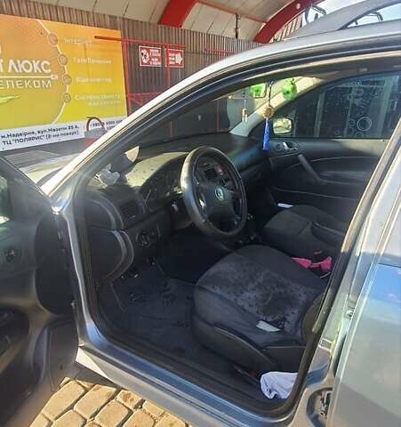 Серый Шкода Октавия, объемом двигателя 1.9 л и пробегом 446 тыс. км за 4061 $, фото 7 на Automoto.ua