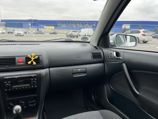 Серый Шкода Октавия, объемом двигателя 1.6 л и пробегом 236 тыс. км за 4300 $, фото 18 на Automoto.ua