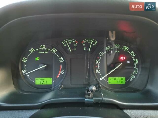 Серый Шкода Октавия, объемом двигателя 1.6 л и пробегом 236 тыс. км за 5300 $, фото 30 на Automoto.ua