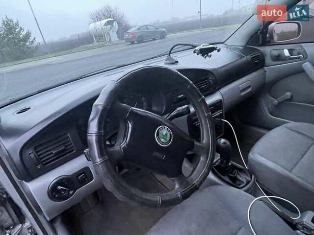 Серый Шкода Октавия, объемом двигателя 1.6 л и пробегом 300 тыс. км за 3350 $, фото 16 на Automoto.ua