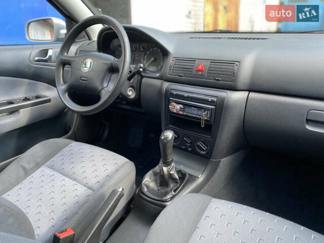 Серый Шкода Октавия, объемом двигателя 1.6 л и пробегом 232 тыс. км за 4250 $, фото 38 на Automoto.ua