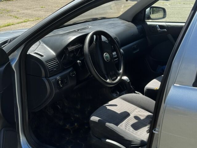 Серый Шкода Октавия, объемом двигателя 1.9 л и пробегом 440 тыс. км за 2733 $, фото 4 на Automoto.ua