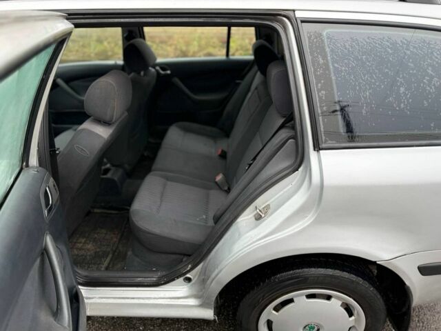 Серый Шкода Октавия, объемом двигателя 1.9 л и пробегом 300 тыс. км за 2250 $, фото 11 на Automoto.ua