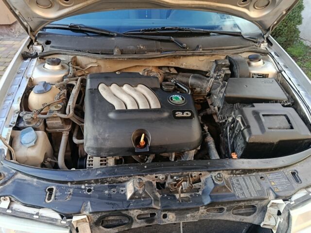 Серый Шкода Октавия, объемом двигателя 2 л и пробегом 250 тыс. км за 3000 $, фото 13 на Automoto.ua