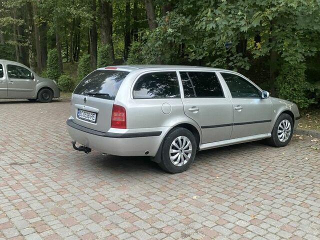 Серый Шкода Октавия, объемом двигателя 1.6 л и пробегом 300 тыс. км за 3750 $, фото 2 на Automoto.ua