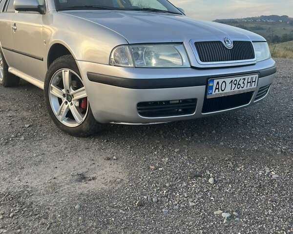 Серый Шкода Октавия, объемом двигателя 1.6 л и пробегом 309 тыс. км за 5100 $, фото 1 на Automoto.ua