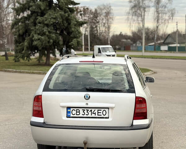 Серый Шкода Октавия, объемом двигателя 2 л и пробегом 300 тыс. км за 3999 $, фото 5 на Automoto.ua