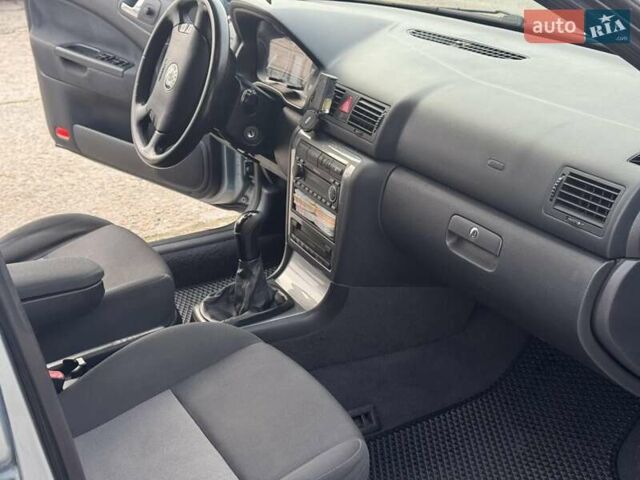 Сірий Шкода Октавія, об'ємом двигуна 1.6 л та пробігом 250 тис. км за 4999 $, фото 10 на Automoto.ua