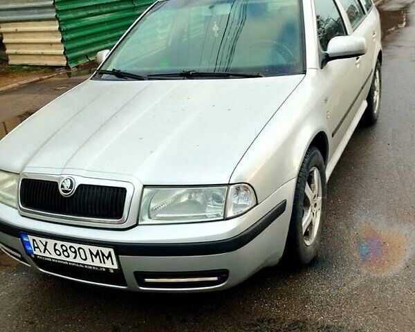 Серый Шкода Октавия, объемом двигателя 1.6 л и пробегом 220 тыс. км за 4500 $, фото 3 на Automoto.ua