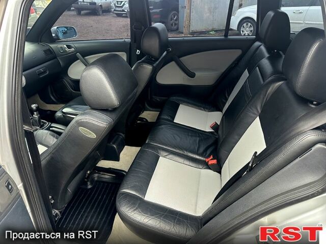 Серый Шкода Октавия, объемом двигателя 1.8 л и пробегом 176 тыс. км за 5300 $, фото 9 на Automoto.ua