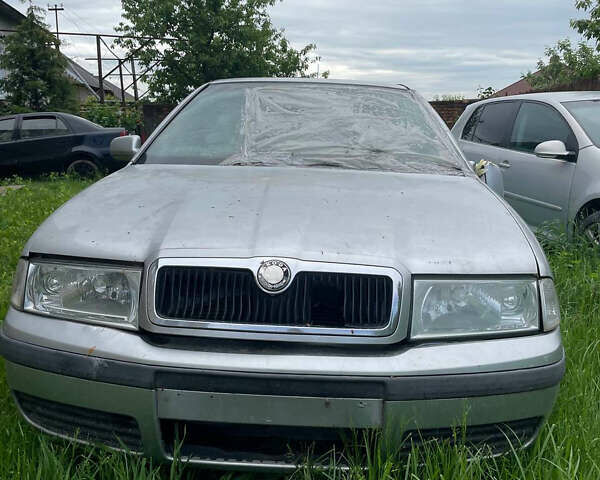 Сірий Шкода Октавія, об'ємом двигуна 1.6 л та пробігом 160 тис. км за 2000 $, фото 2 на Automoto.ua