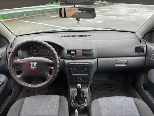 Серый Шкода Октавия, объемом двигателя 0 л и пробегом 347 тыс. км за 4690 $, фото 12 на Automoto.ua