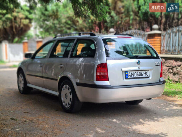 Серый Шкода Октавия, объемом двигателя 1.6 л и пробегом 232 тыс. км за 4250 $, фото 5 на Automoto.ua