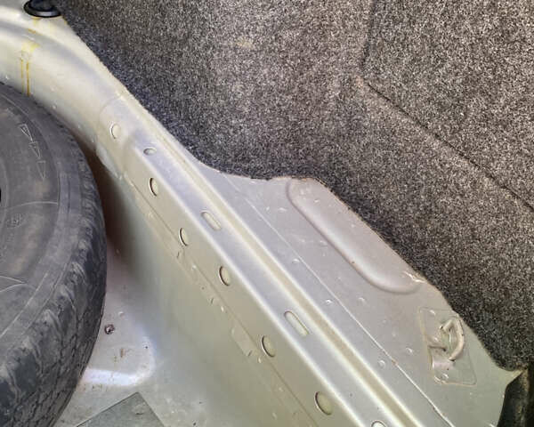 Серый Шкода Октавия, объемом двигателя 1.6 л и пробегом 232 тыс. км за 4250 $, фото 37 на Automoto.ua