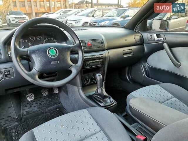 Серый Шкода Октавия, объемом двигателя 1.6 л и пробегом 236 тыс. км за 5300 $, фото 28 на Automoto.ua