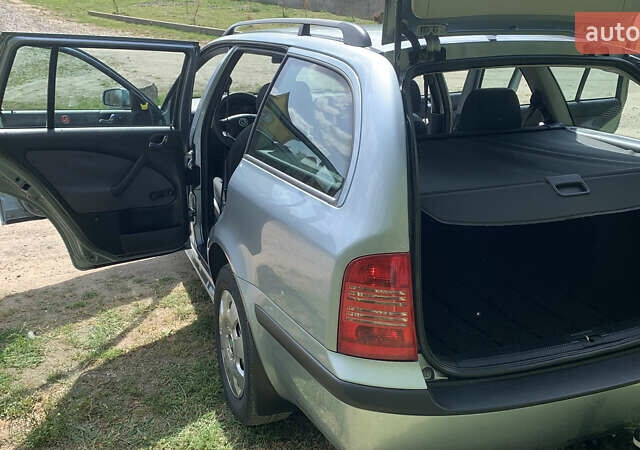 Серый Шкода Октавия, объемом двигателя 1.6 л и пробегом 285 тыс. км за 4550 $, фото 11 на Automoto.ua